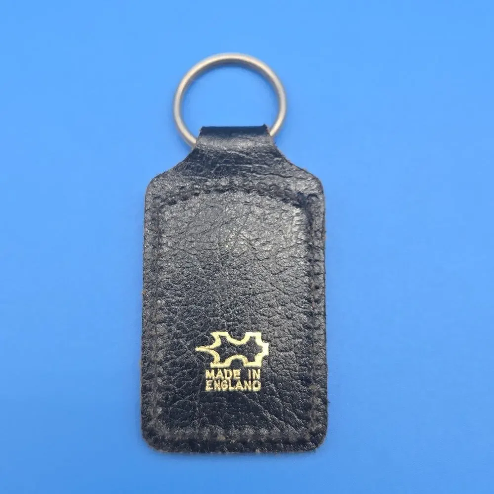 MG MGB/GT V8 Enamel Leather Vintage Motor Car Key Ring Fob Badge Made In England